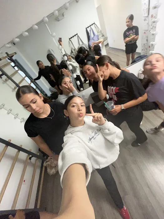 La Danse Company Picture 1