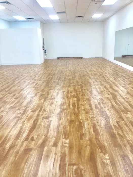 Dance Dayz Studio Picture 5