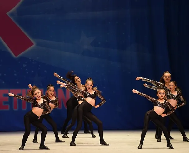 Danzart Academy Eastlake Picture 4