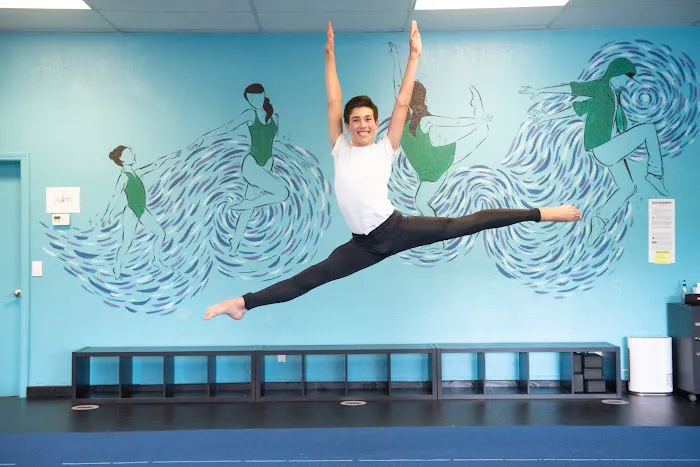 Expressions Dance & Movement Center Picture 9