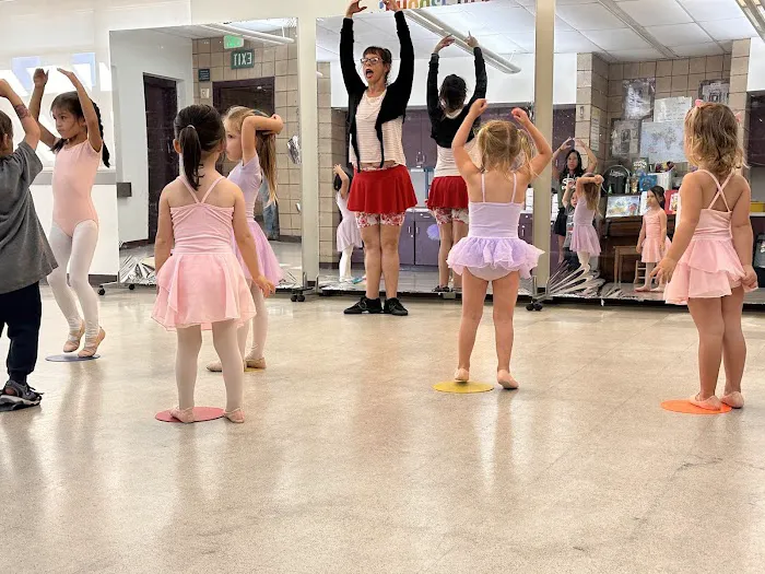 Dance To EvOLvE at Carmel Valley Rec Center Picture 1