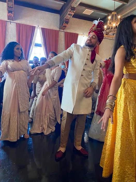 Andaaz Bollywood Dance Academy Picture 4