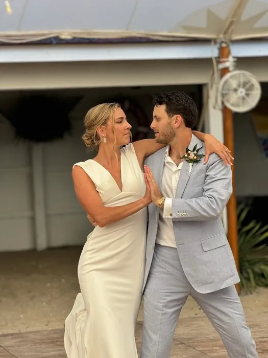 Natural Wedding Dance Picture 10