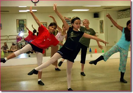 Stage Door Dance Picture 2
