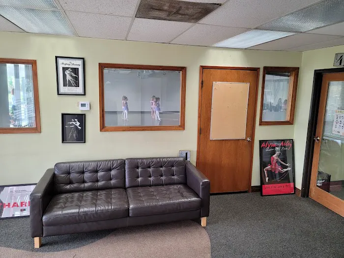 San Elijo Dance & Music Academy Picture 8