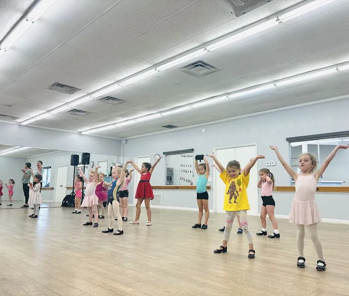 Pacific Motion Dance Center Picture 5