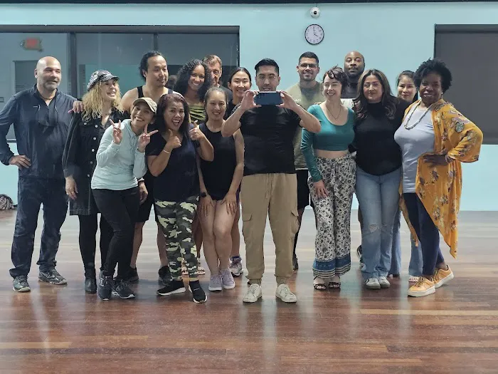 Dance Lessons With Joshua Picture 4