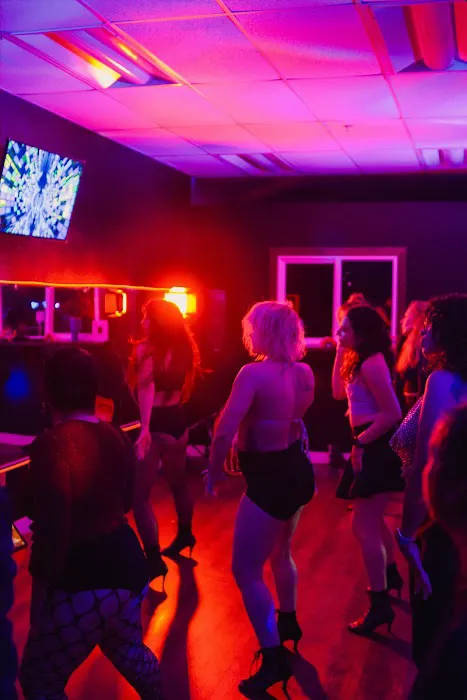 LOUD Dance Fitness Studio Picture 5