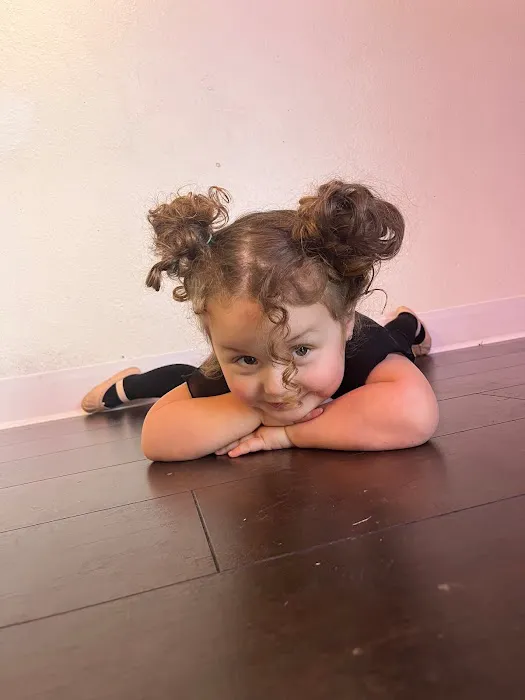 Ariel’s Dance Studio Picture 1