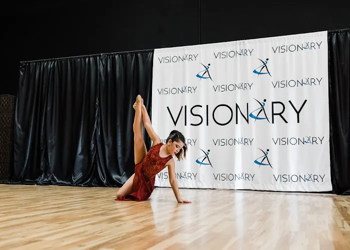 Visionary Dancer Picture 5