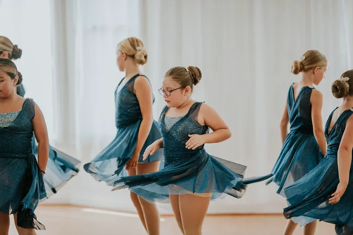 Rising Star Dance Company Picture 4