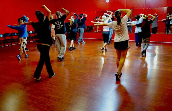 The Dancehouse Picture 9