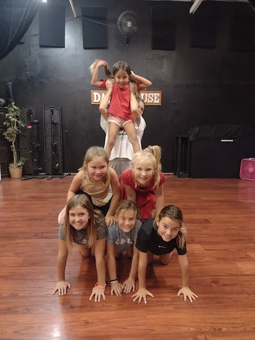 The Dancehouse Picture 3