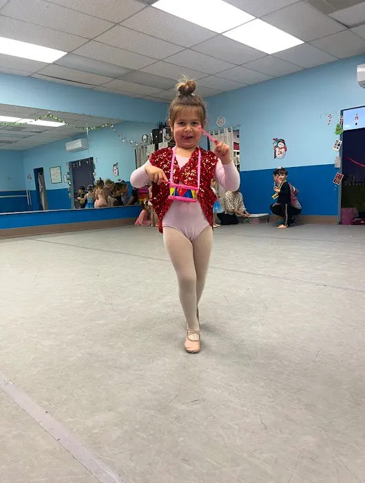 Creative Dance Theatre Picture 3