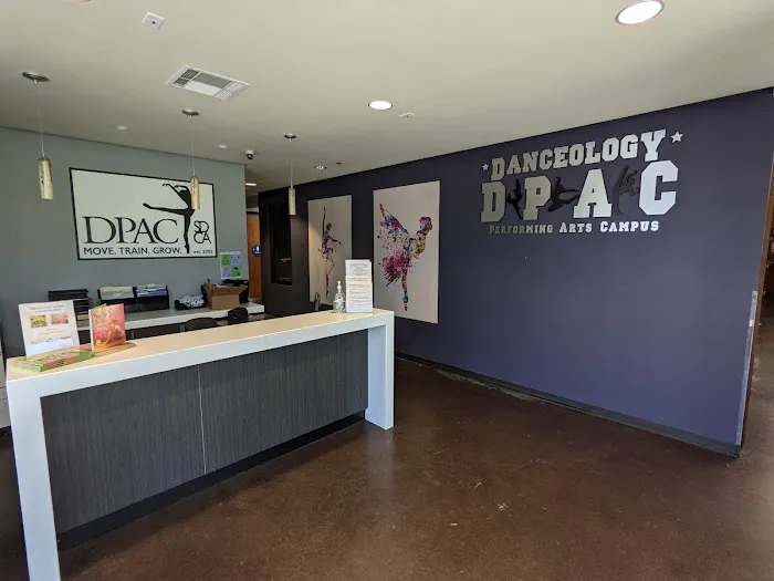 Danceology Picture 7