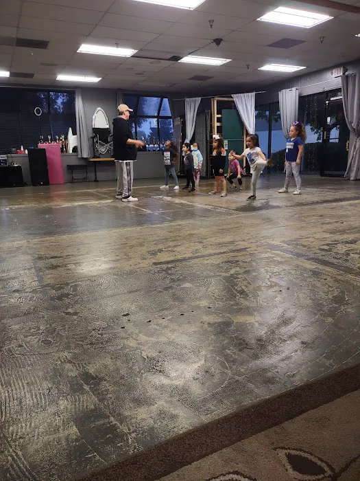 Jazzy D Studio of Dance Picture 7
