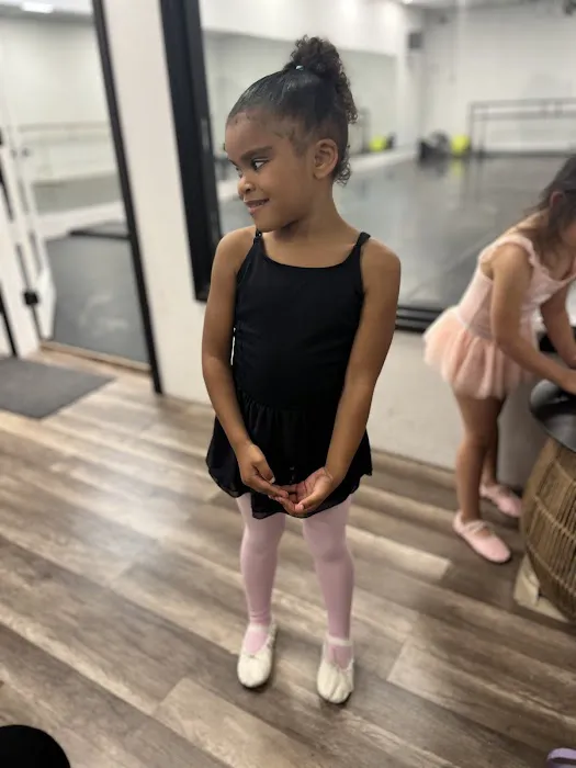 Shirley Winters Ballet Picture 1