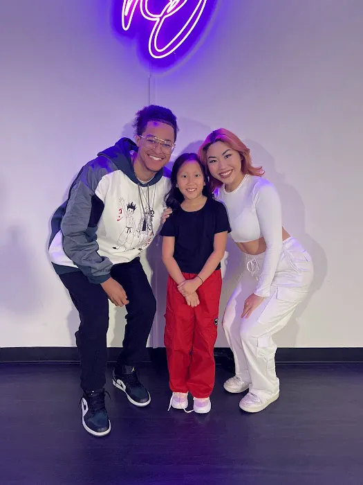 HQ Dance Studio Picture 1