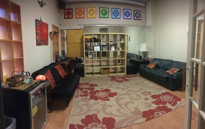 Studio NiaMoves Picture 5