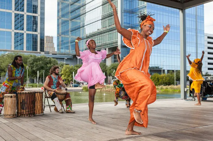 KoumanKele African Dance & Drum Ensemble Picture 1