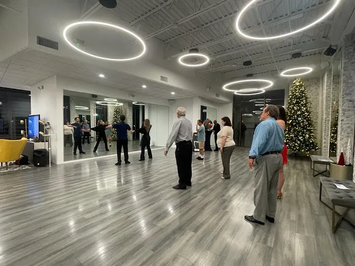 Fred Astaire Dance Studios - Houston Heights Picture 2