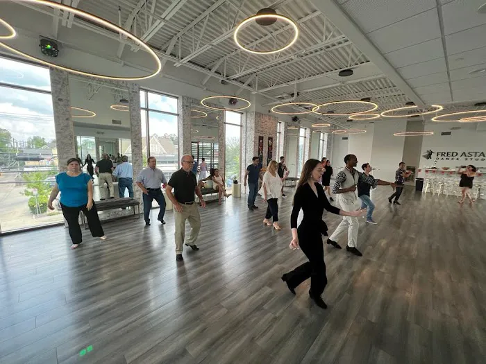 Fred Astaire Dance Studios - Houston Heights Picture 10