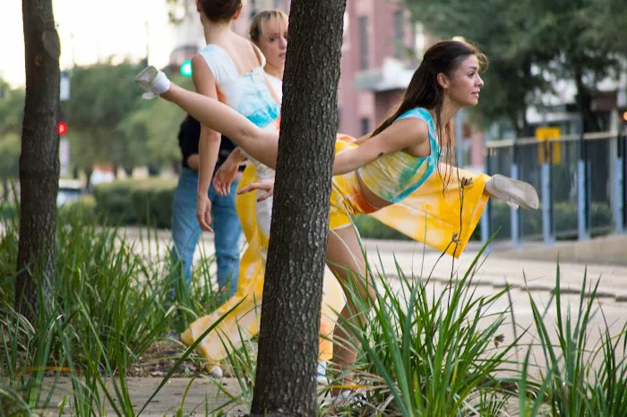 Frame Dance Picture 10