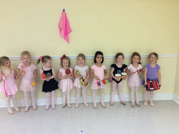 River Oaks Dance Picture 2