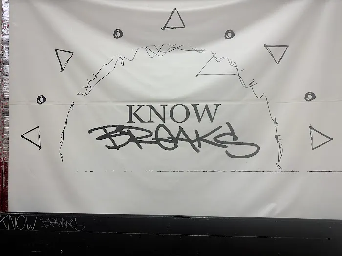 KnowBreaks Picture 9