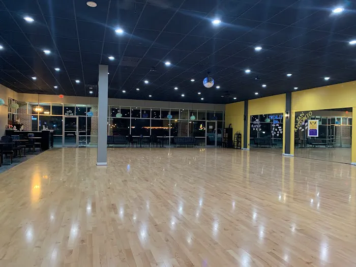 Memorial Dancesport Ballroom Picture 5