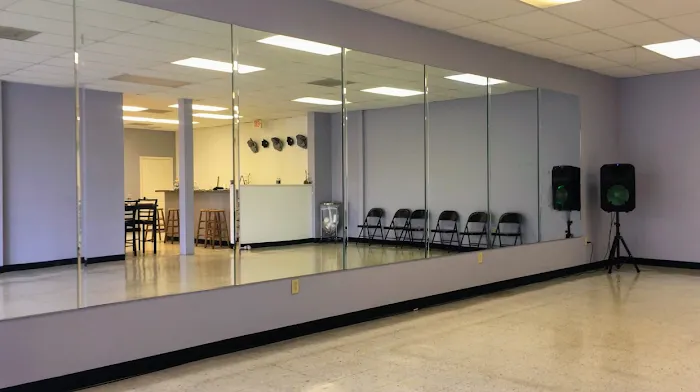 Galactic Dance Studio Picture 7