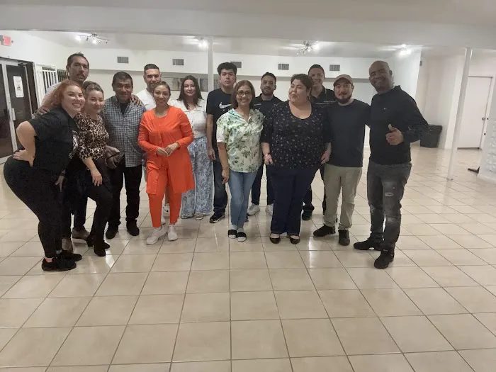 Salsa y Bachata Pasadena Picture 7