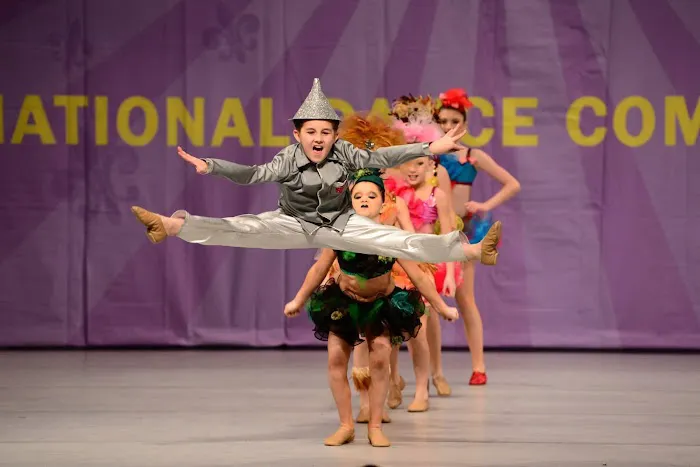 Revels Performing Arts Center LLC Picture 2