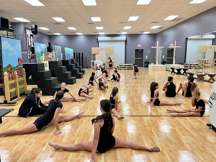 Revels Performing Arts Center LLC Picture 7