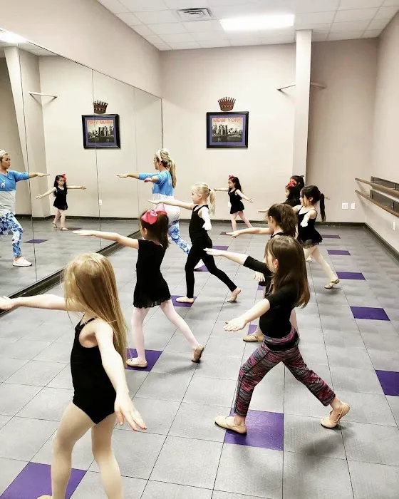 Revels Performing Arts Center LLC Picture 10