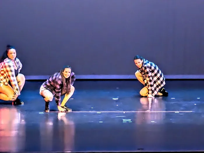 MoveNation Dance Academy Picture 9