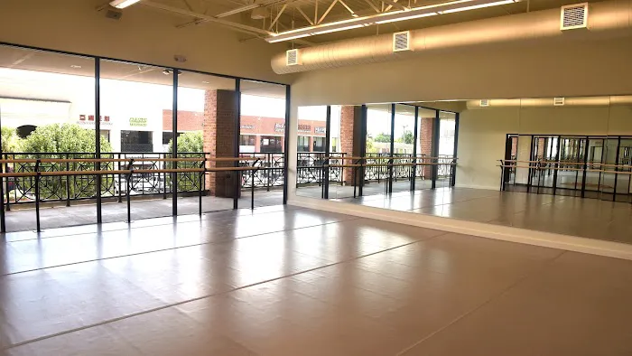 Mitsi Dancing School Picture 2