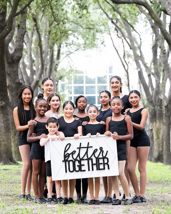 Sienna Dance Project Picture 1