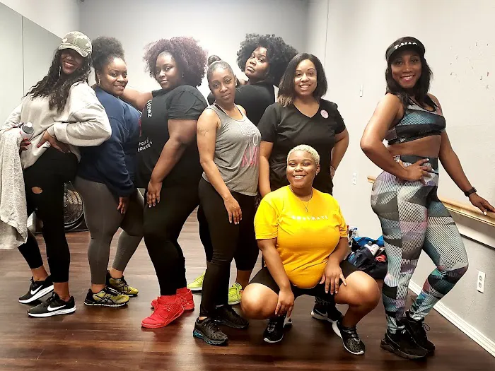 MzPlussize Fitnez Picture 2