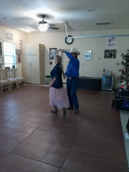 Amazing Dance Studio Picture 5