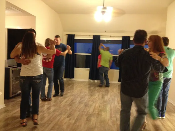 Amazing Dance Studio Picture 9