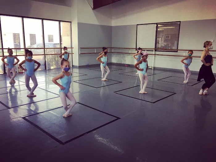 Ballet Center of Houston Picture 5