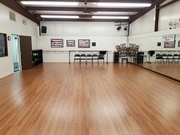 R & I Dance Studio Picture 1