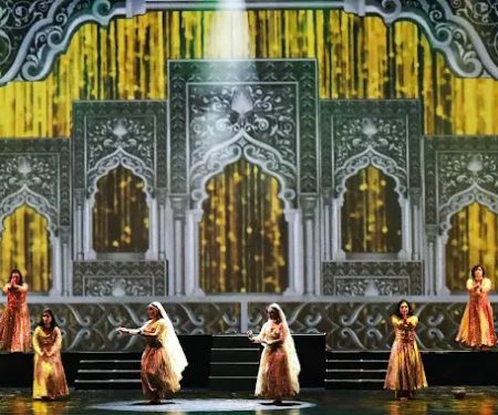 Bollywood Naach Dance Institute