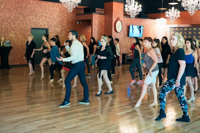 Dance With Me The Woodlands Picture 1