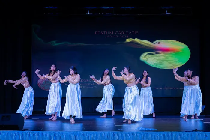 KHUSHBOO PERFORMING ART Picture 1