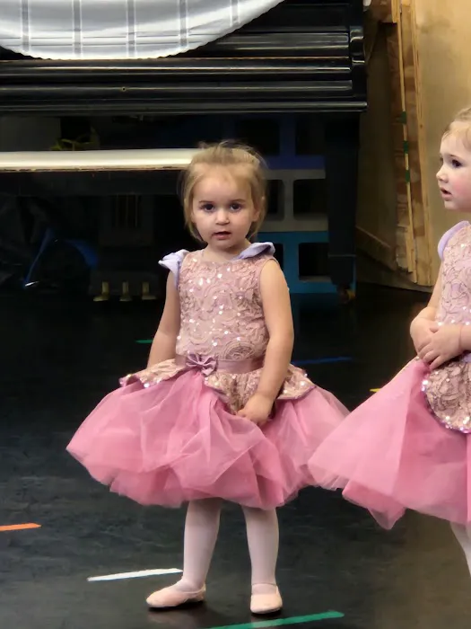 Boni's Dance & Performing Arts Studio Inc Picture 3