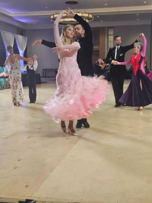 Fred Astaire Dance Studios - Richmond TX Picture 4