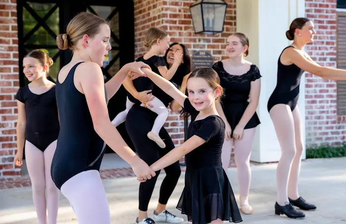 Woodforest Dance Company Picture 5