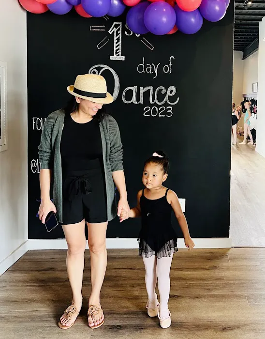 Leap Dance Center Picture 4
